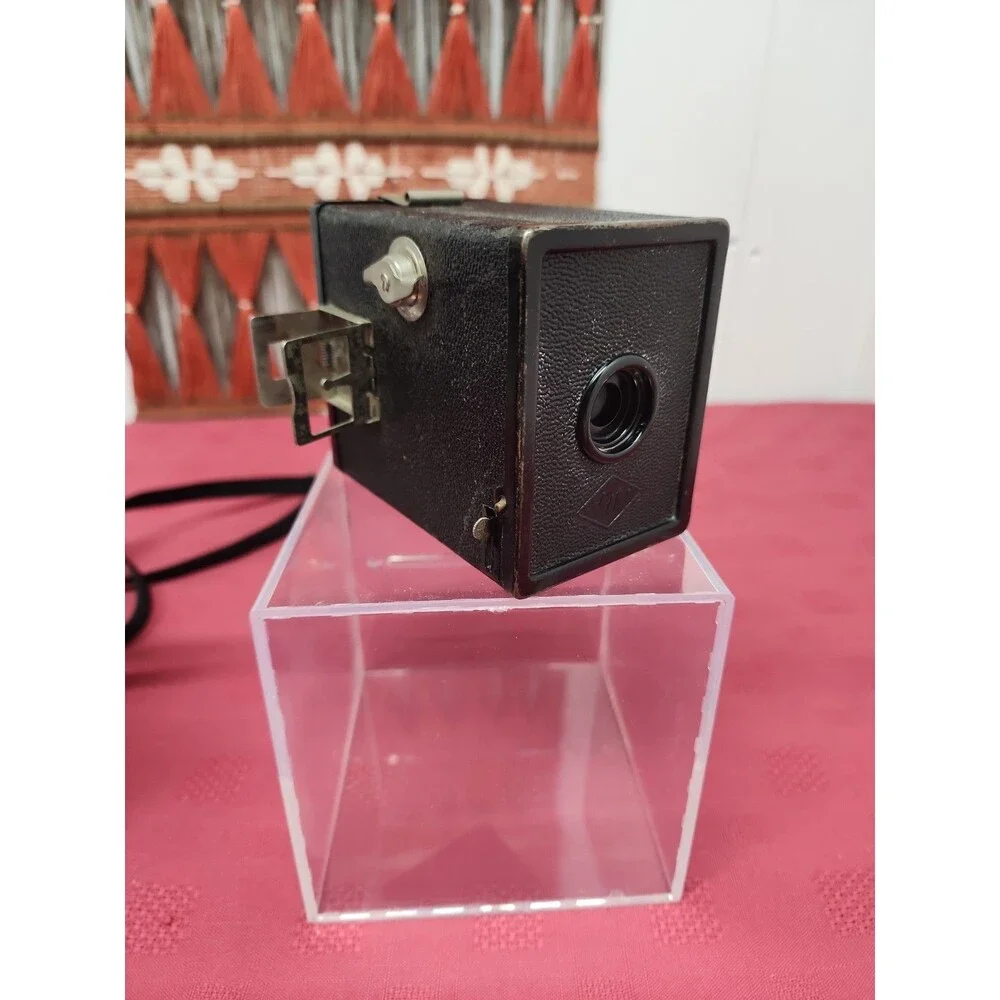 VTG Camera Bundle 1940's Agfa Cadet A8~1960'S Kodak M4 Instamatic Movie Camera